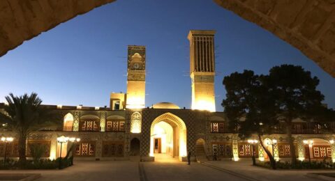 کاروانسرای وکیل