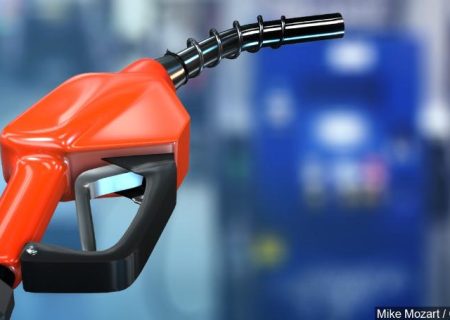 خبر جدید معاون وزیر نفت درباره قیمت بنزین