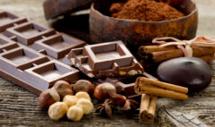 قیمت کاکائو chocolate with ingredients-cioccolato e ingredienti